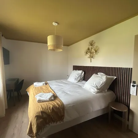 3 Avec Jardin Et Garage Apartamento *