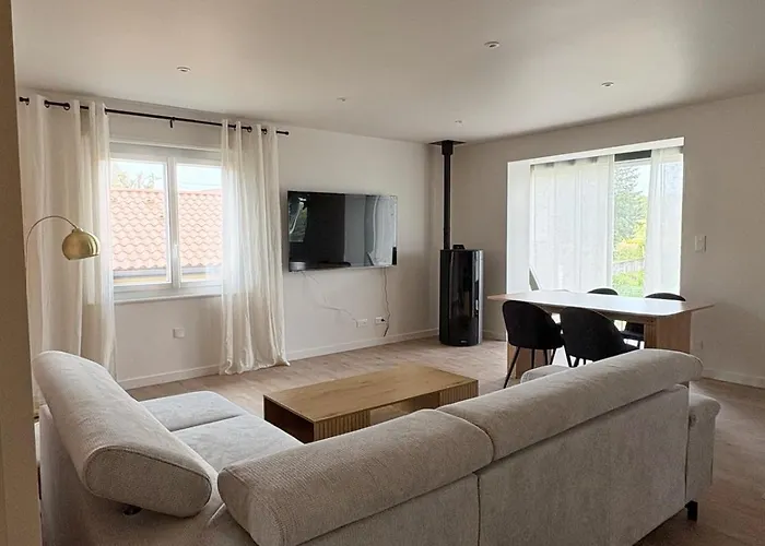 3 Avec Jardin Et Garage Apartament